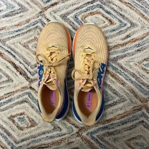 Hoka Mach 5 Size 9.5